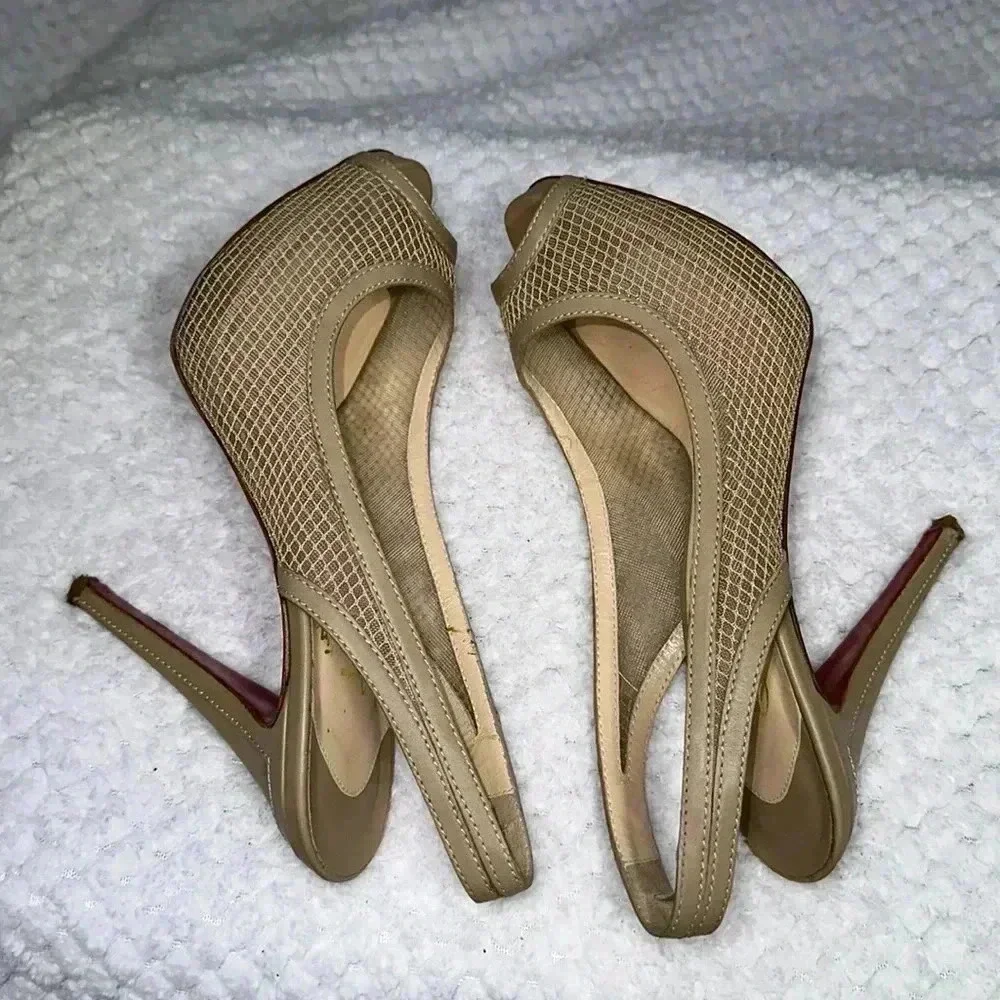 Christian Louboutin SZ 9.5 Nude Canne A Peche Heels - Picture 4 of 8
